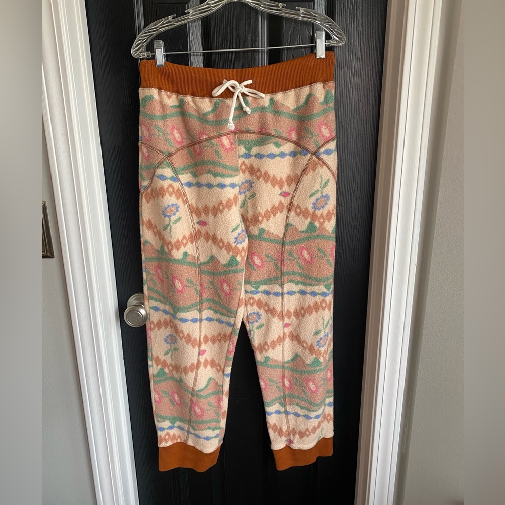 Urban Outfitters Out From Under Outlander Fleece Loungwear Cozy Joggers-Size M - Picture 2 of 8